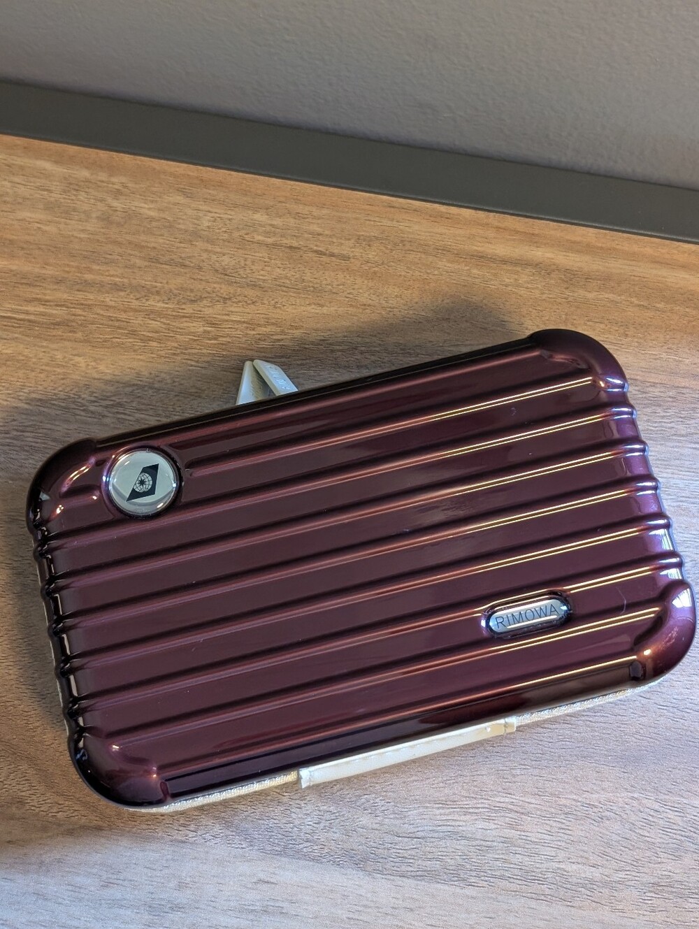 RIMOWA x EVA Air Royal Laurel Class Amenity Kit Case Maroon Star Alliance Empty